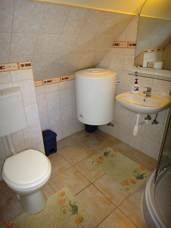 Ginkgo Apartman Demjen Room photo